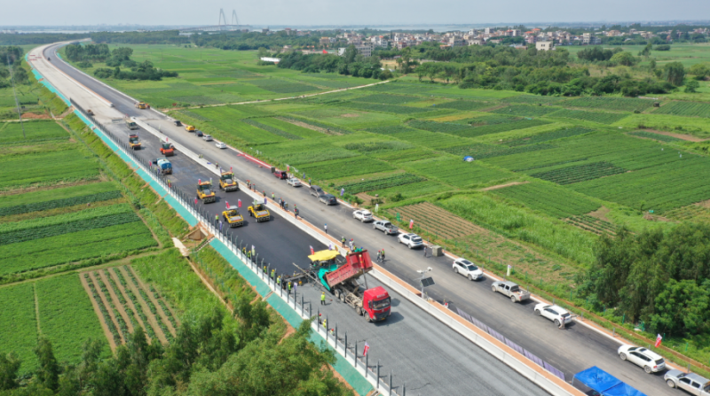 建设•迈进‖薪火相传，续写奋进篇章